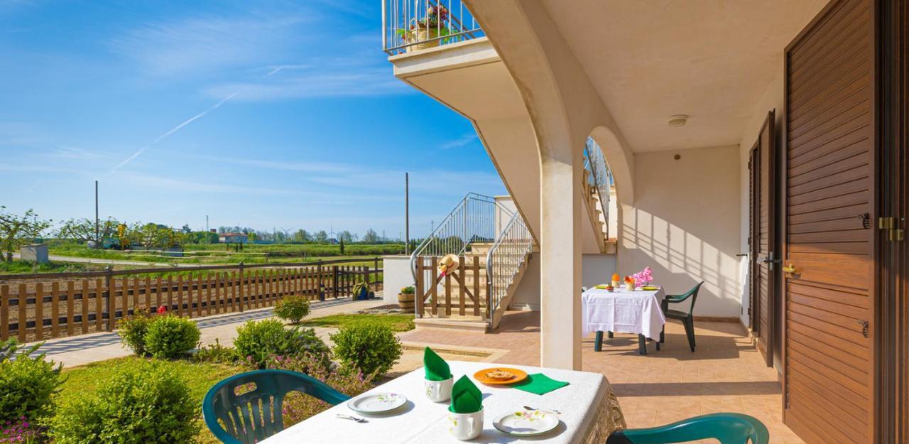Podere Valle Dei Venti La Sdriscia エクステリア 写真